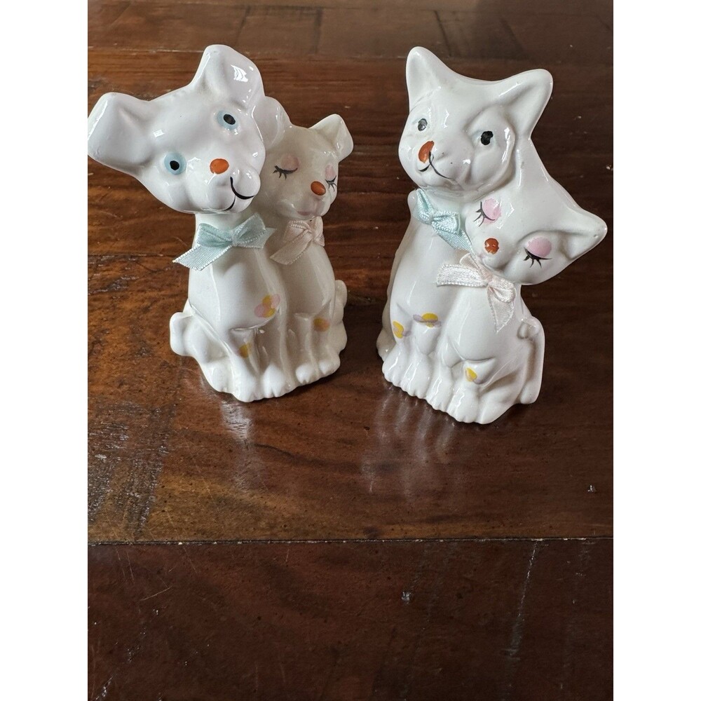 Vintage Shiah Yih Boy Girl Dog & Cat Figurines Wearing‎ Ribbon Bows